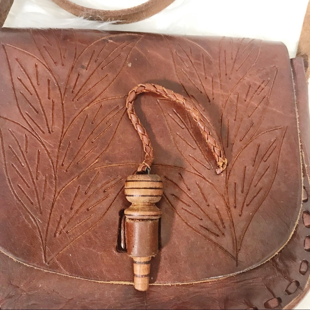 VINTAGE Hand crafted Brown Leather Shoulder Boho Western Bag Purse - Picture 2 of 7